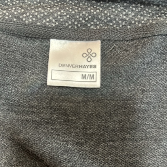 Denver Hayes Button Shall Size Medium - Picture 6 of 7